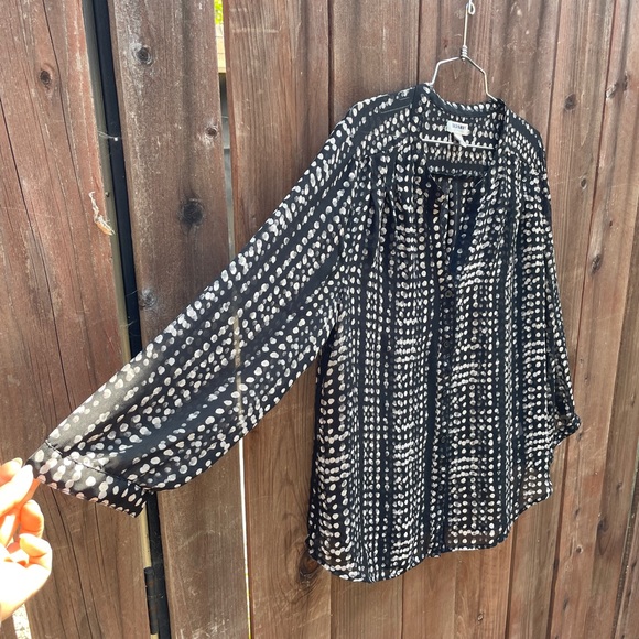 OLD NAVY | Women’s Black & White Sheer Blouse - Picture 2 of 8